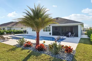 822 Hookline Cir, Loxahatchee, FL 33470 - Photo 1