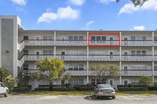 424 Southampton B, West Palm Beach, FL 33417 - Photo 1