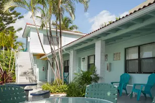 381 SE 20th Ave, Deerfield Beach, FL 33441 - Photo 1