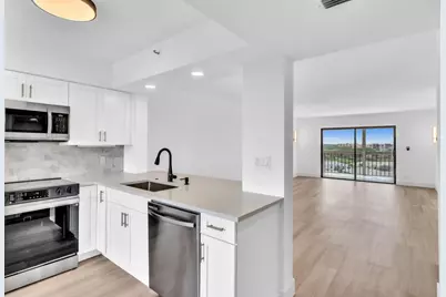 7076 Huntington Lane, Unit #806, Delray Beach, FL 33446 - Photo 1