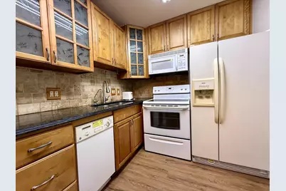 141 Northampton G, West Palm Beach, FL 33417 - Photo 1