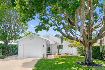 107 NE 10th Street, Delray Beach, FL 33444 - Photo 1