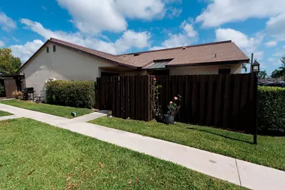 3504 Waterview Circle, Palm Springs, FL 33461 - Photo 1