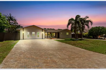 26 W Pine Tree Avenue, Lake Worth, FL 33467 - Photo 1