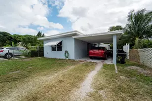 1214 Peak Rd, Lantana, FL 33462 - Photo 1