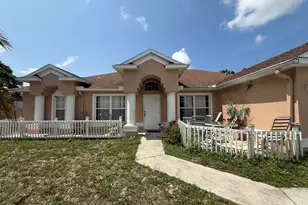416 SE Calmoso Dr, Port Saint Lucie, FL 34983 - Photo 1