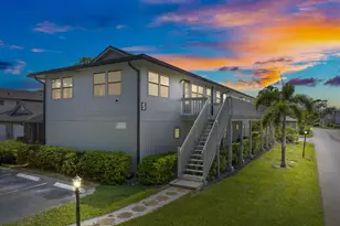 633 Centre Ct Unit, Vero Beach, FL 32962 - Photo 1
