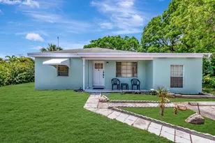 216 NE 14th St, Delray Beach, FL 33444 - Photo 1