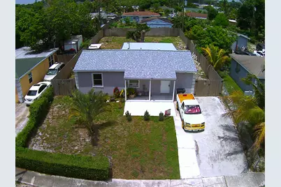 1413 S C Terrace Terrace, Lake Worth Beach, FL 33460 - Photo 1
