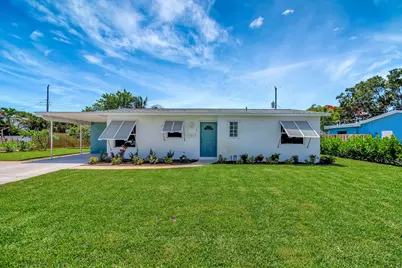 713 Gumtree Road, North Palm Beach, FL 33408 - Photo 1