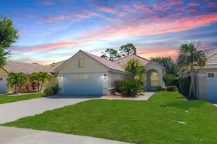 562 SW New Castle Cove, Port Saint Lucie, FL 34986 - Photo 1