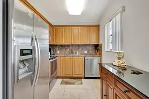 263 Preston G, Boca Raton, FL 33434 - Photo 1