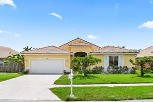 9193 Cove Point Cir, Boynton Beach, FL 33472 - Photo 1