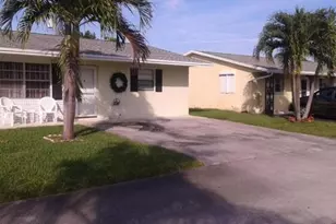 2802 Imperial Cir, Delray Beach, FL 33445 - Photo 1