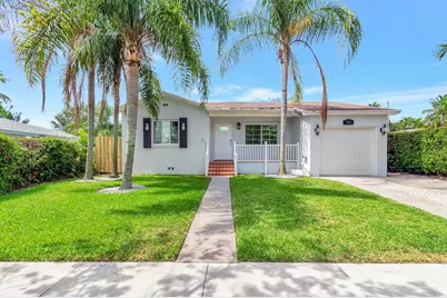 305 Vanderbilt Drive, Lake Worth Beach, FL 33460 - Photo 1