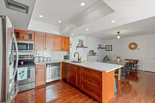 1423 SW 28th Ave, Boynton Beach, FL 33426 - Photo 1