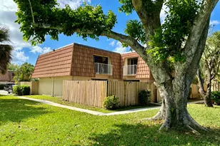 563 Green Springs Pl, West Palm Beach, FL 33409 - Photo 1