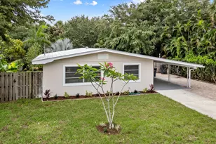 709 SW Bryant Ave, Stuart, FL 34994 - Photo 1