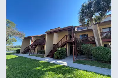 403 Lakeview Drive E, Royal Palm Beach, FL 33411 - Photo 1