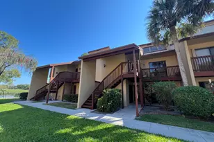 403 Lakeview Dr E, Royal Palm Beach, FL 33411 - Photo 1