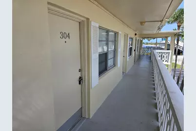 3915 S Flagler Drive, Unit #304, West Palm Beach, FL 33405 - Photo 1