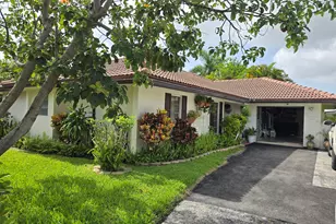 304 Knob Hill Blvd, Boca Raton, FL 33431 - Photo 1