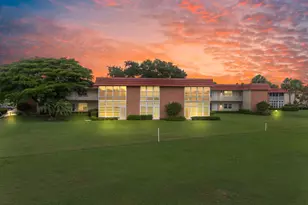 8 Vista Palm Ln, Vero Beach, FL 32962 - Photo 1