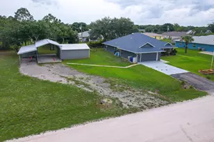 8185 98th Ct, Vero Beach, FL 32967 - Photo 1