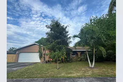 230 Ross Drive, Delray Beach, FL 33445 - Photo 1