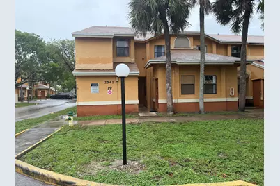 2541 NW 56th Avenue, Unit #1-19, Lauderhill, FL 33313 - Photo 1