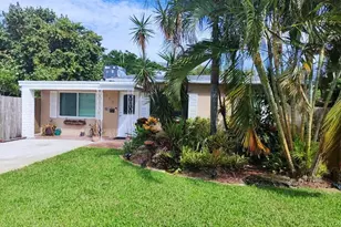 127 SW 12th Ave, Boynton Beach, FL 33435 - Photo 1
