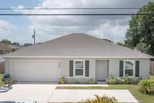 1042 SW California Blvd, Port Saint Lucie, FL 34953 - Photo 1