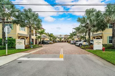 3770 County Line Road, Unit #C1, Tequesta, FL 33469 - Photo 1