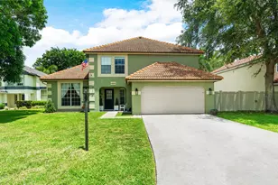 12653 Coral Breeze Dr, Wellington, FL 33414 - Photo 1