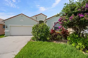 9520 Lago Dr, Boynton Beach, FL 33472 - Photo 1