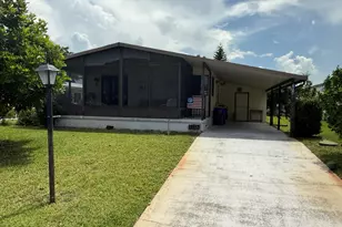 7818 SE Continental Dr, Hobe Sound, FL 33455 - Photo 1