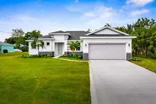 165 SW Amesbury Ave, Port Saint Lucie, FL 34953 - Photo 1