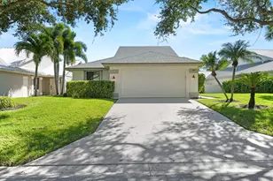 247 Ridge Rd, Jupiter, FL 33477 - Photo 1