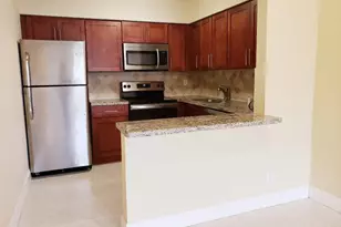 190 NE 40th St, Oakland Park, FL 33334 - Photo 1