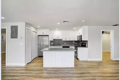 434 SW 9th Street, Unit #B, Boca Raton, FL 33432 - Photo 1