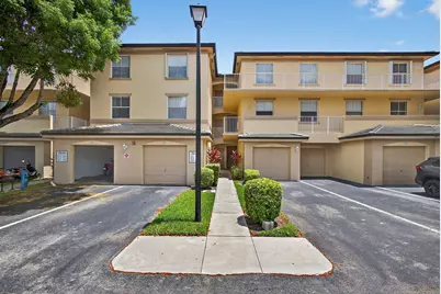 2040 Greenview Shores 205 Boulevard, Unit #205, Wellington, FL 33414 - Photo 1