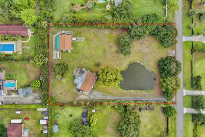 8781 N Virgina Avenue, Palm Beach Gardens, FL 33418 - Photo 1