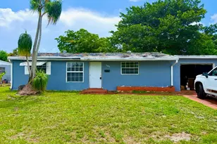 5698 Gramercy Dr, West Palm Beach, FL 33407 - Photo 1