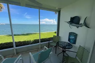 1177 Bayshore Dr, Fort Pierce, FL 34949 - Photo 1