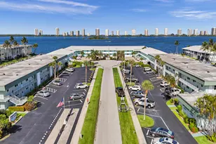 109 Wettaw Ln, North Palm Beach, FL 33408 - Photo 1