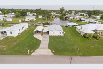 1379 Chobee Loop, Okeechobee, FL 34974 - Photo 1
