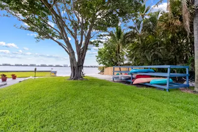 1516 S Lakeside Drive, Unit #306, Lake Worth Beach, FL 33460 - Photo 1