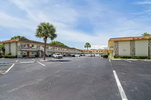 923 22nd Pl, Vero Beach, FL 32960 - Photo 1