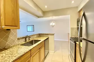 125 Shore Ct, North Palm Beach, FL 33408 - Photo 1