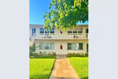 111 Coventry E, West Palm Beach, FL 33417 - Photo 1